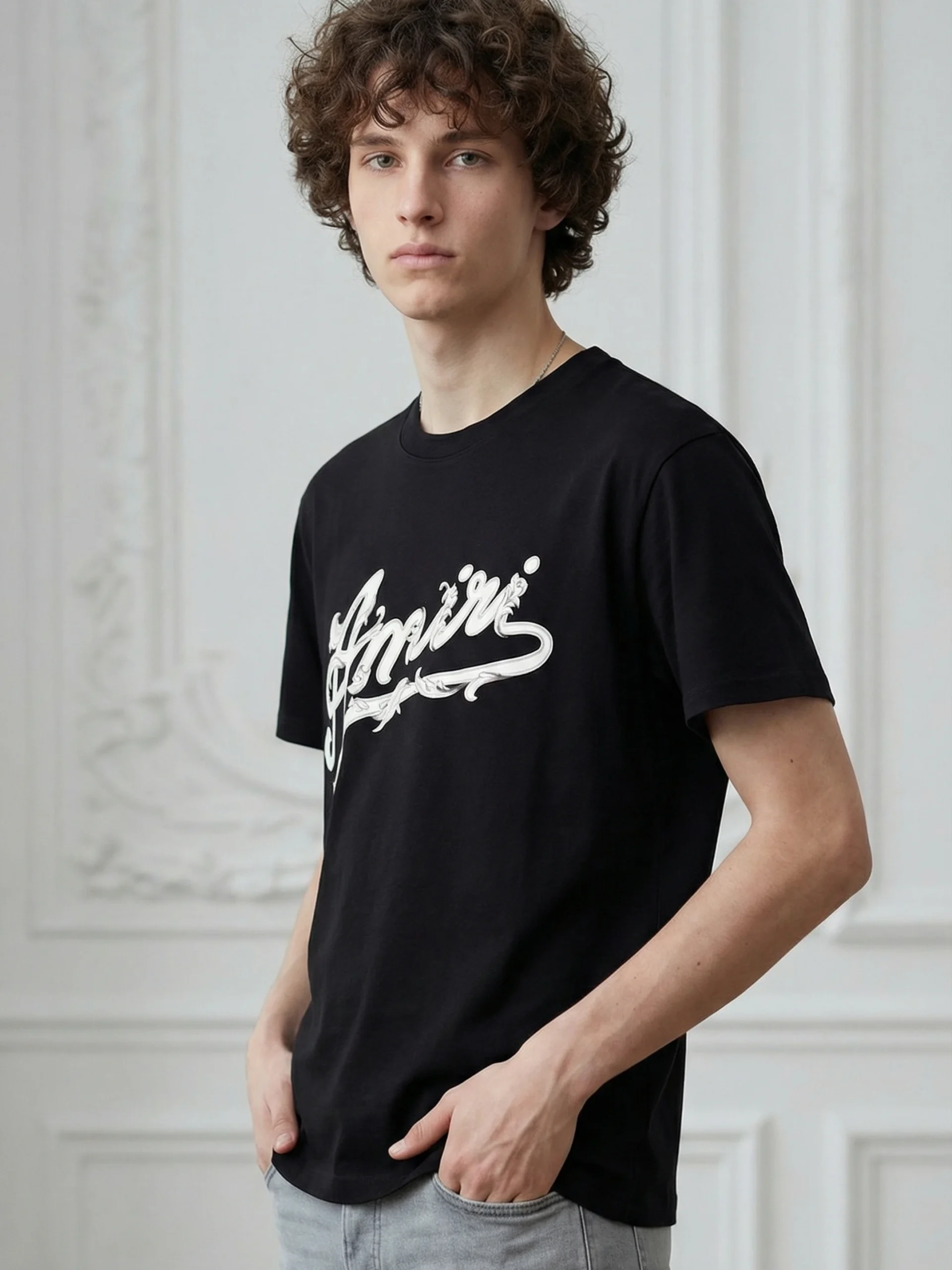 amirro-man-black-tshirt-6-1.webp