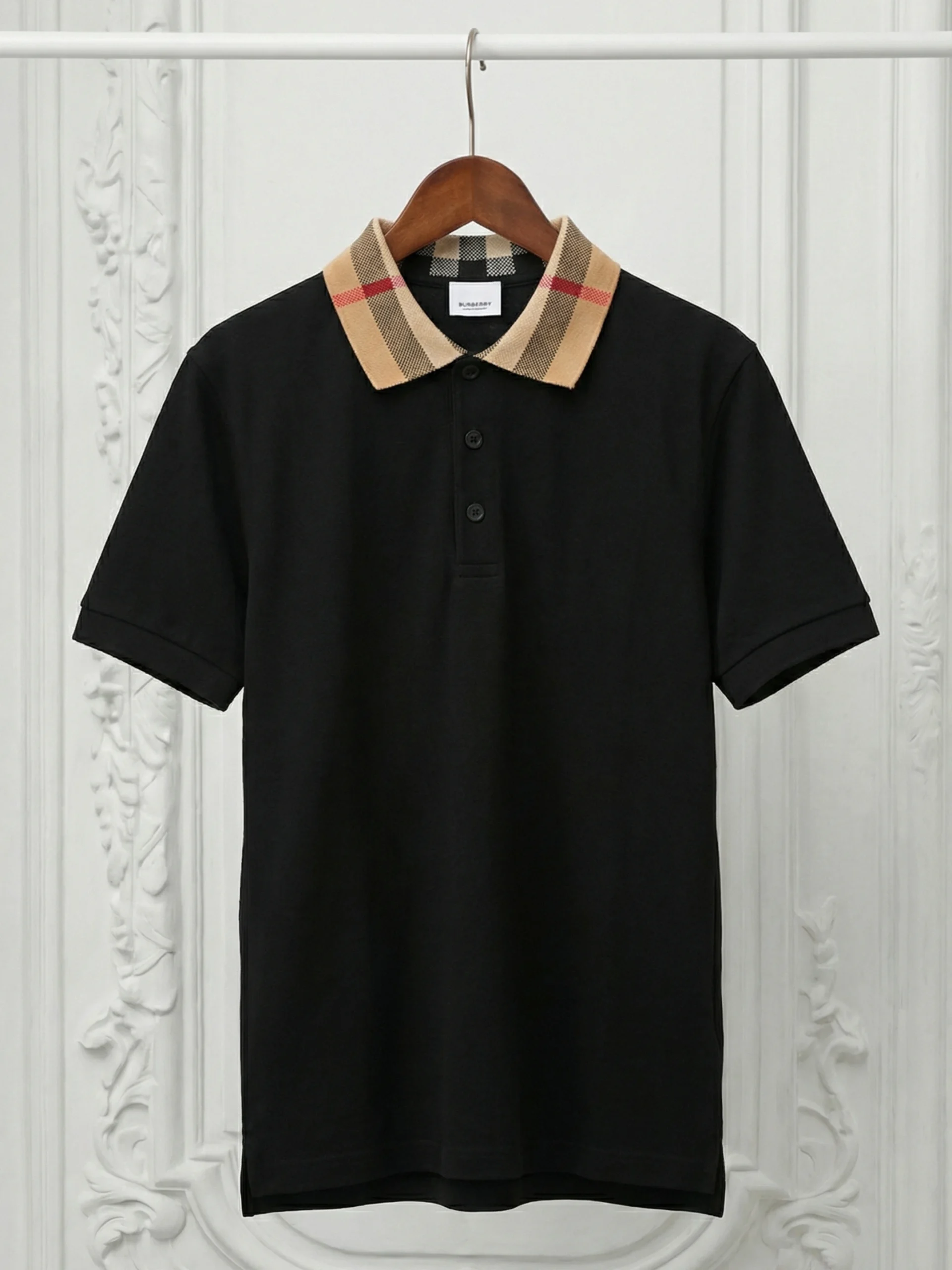 burbery-check-collar-polo-inspire-man-black-tshirt-5-1.webp