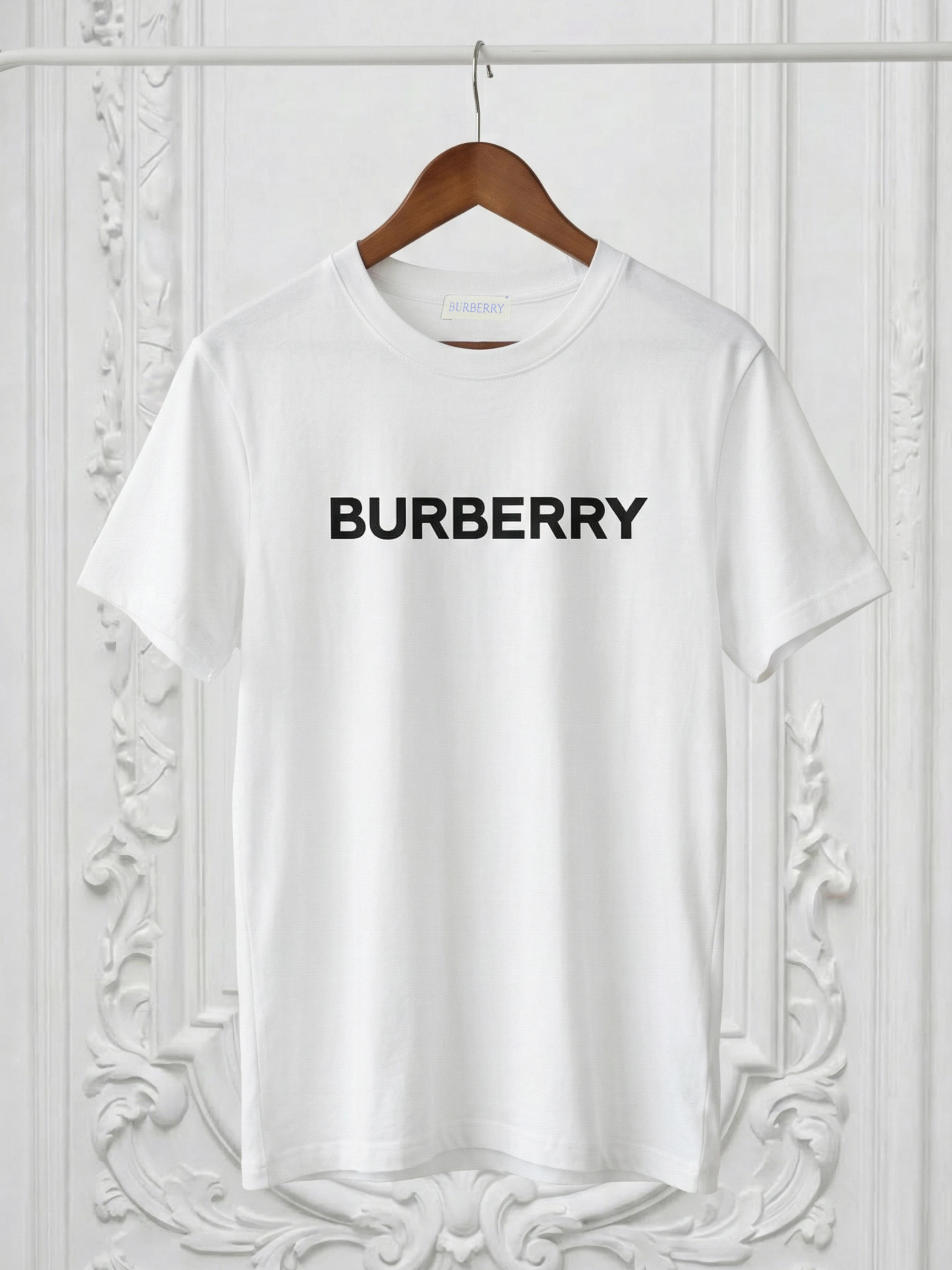 Burbery Logo Print Inspire Man White Tshirt