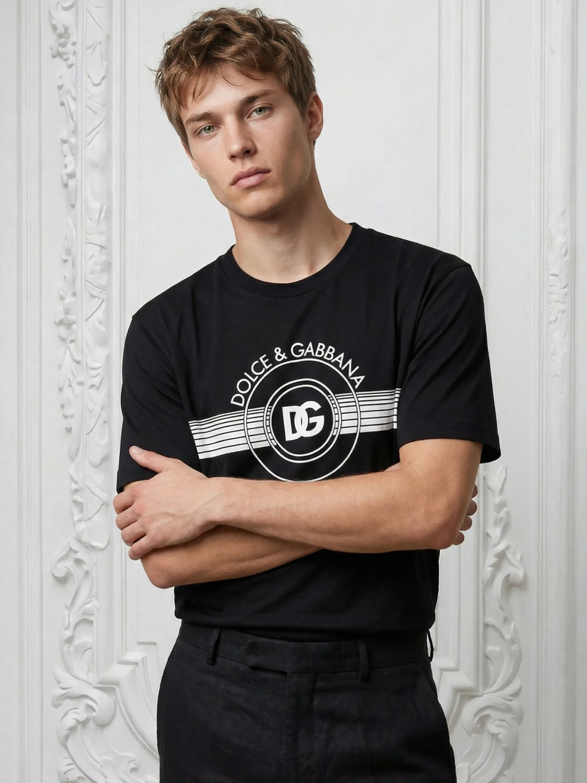 dg-style-logo-stripe-man-black-tshirt-5-1.webp
