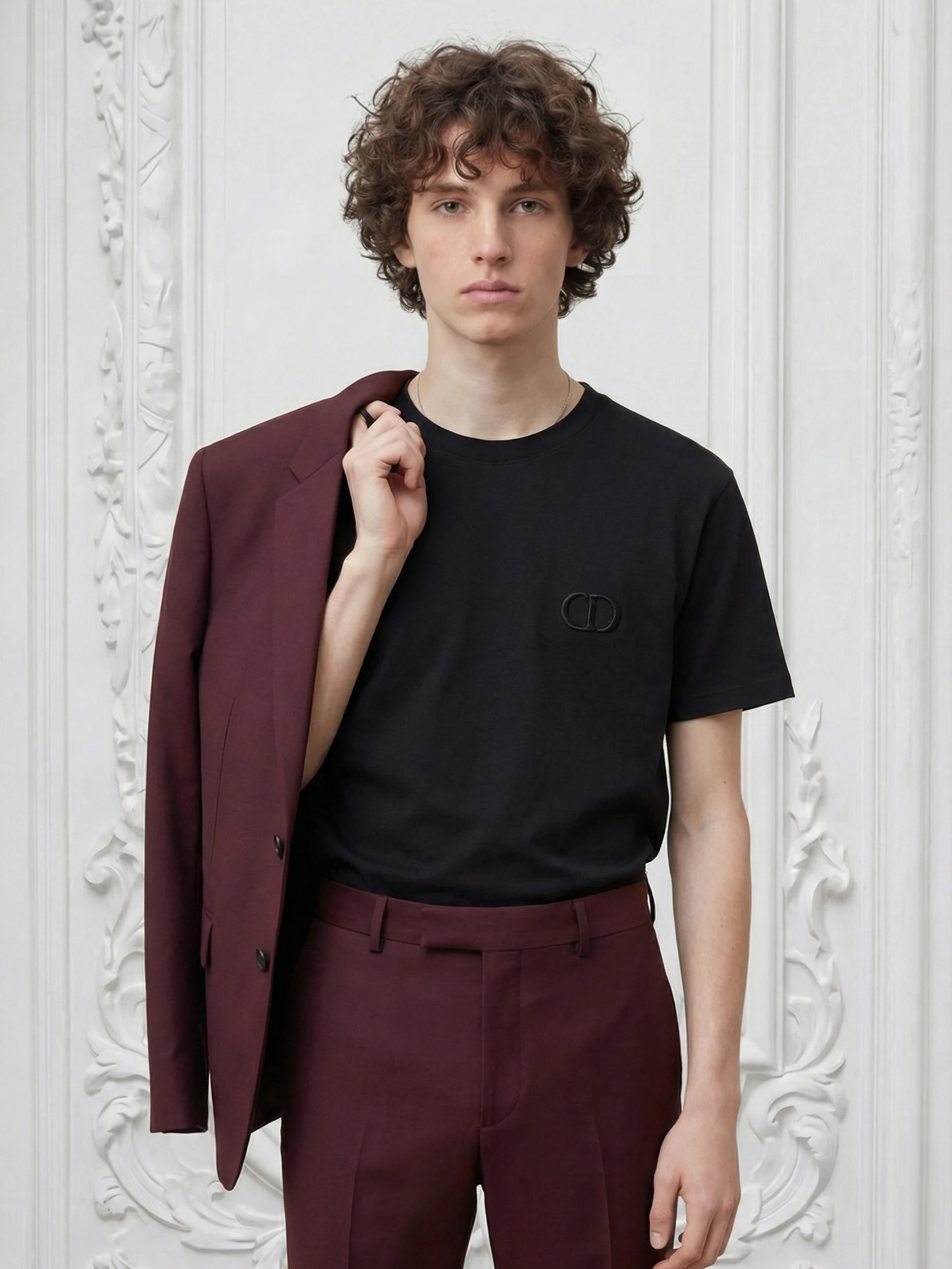 diorr-man-black-tshirt-3