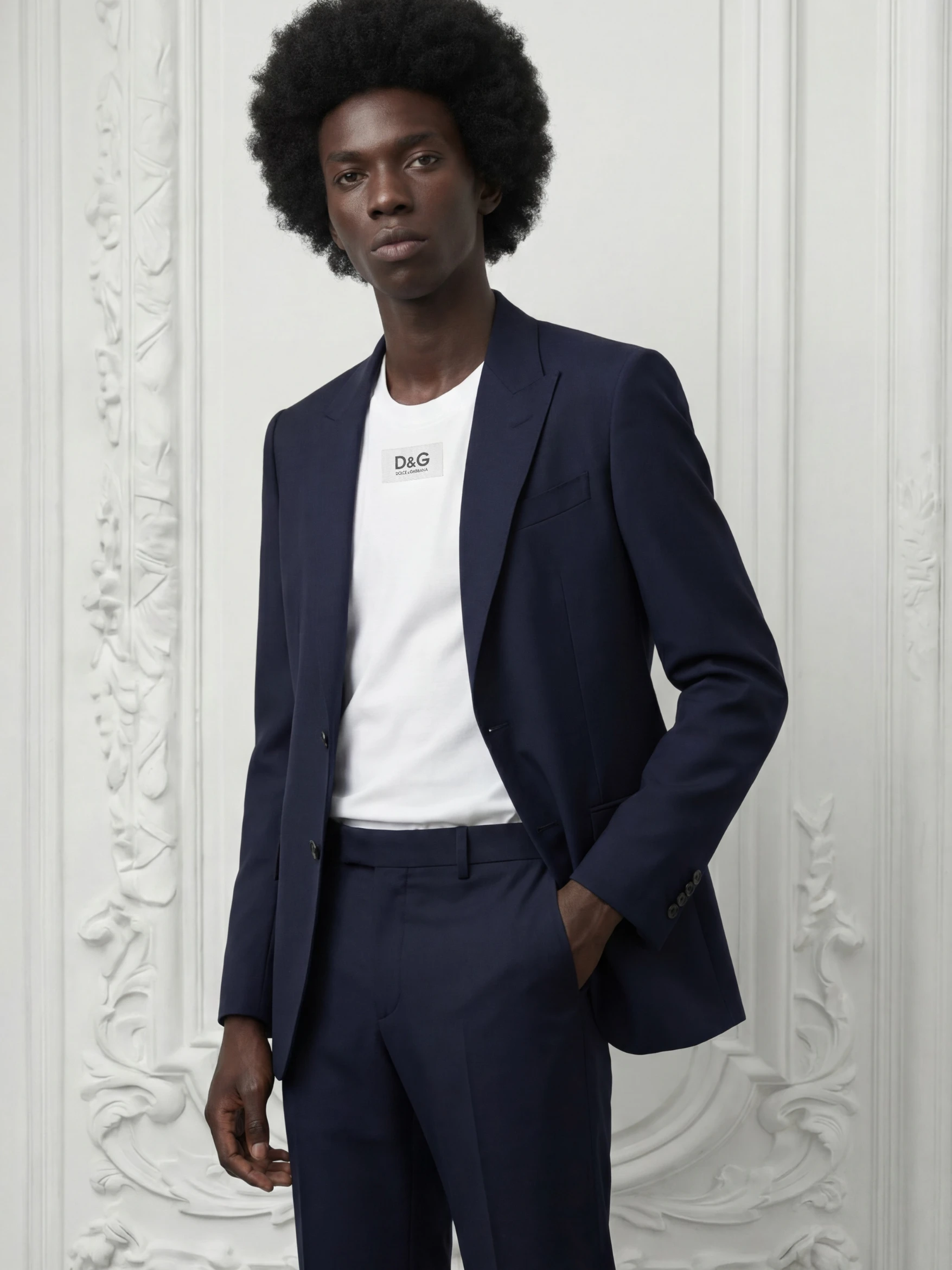 dolce-gabanna-man-white-tshirt-3