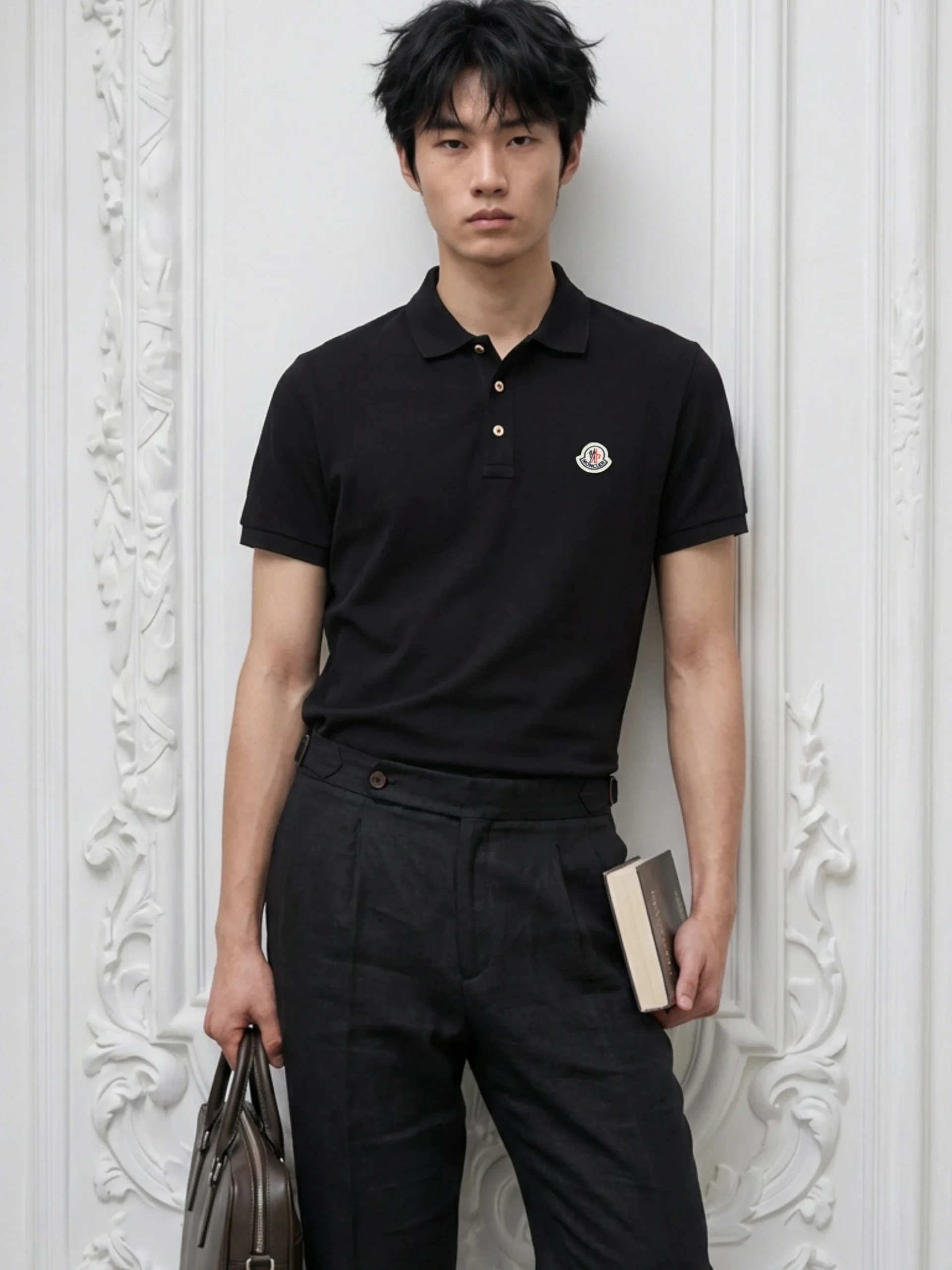 monkler-logo-patch-polo-inspire-man-black-tshirt-3-1.webp